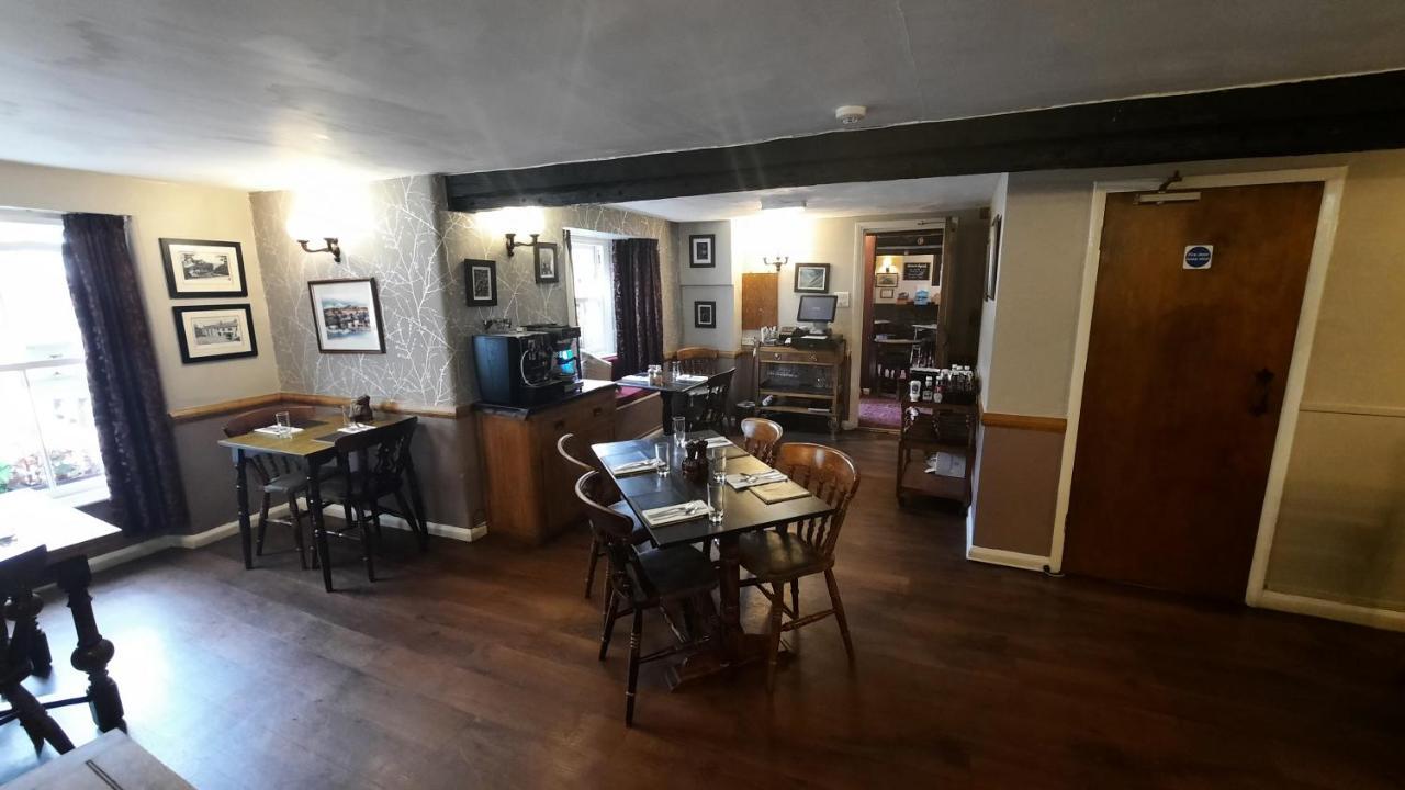 Kings Arms Hotel Хоуксхед Экстерьер фото