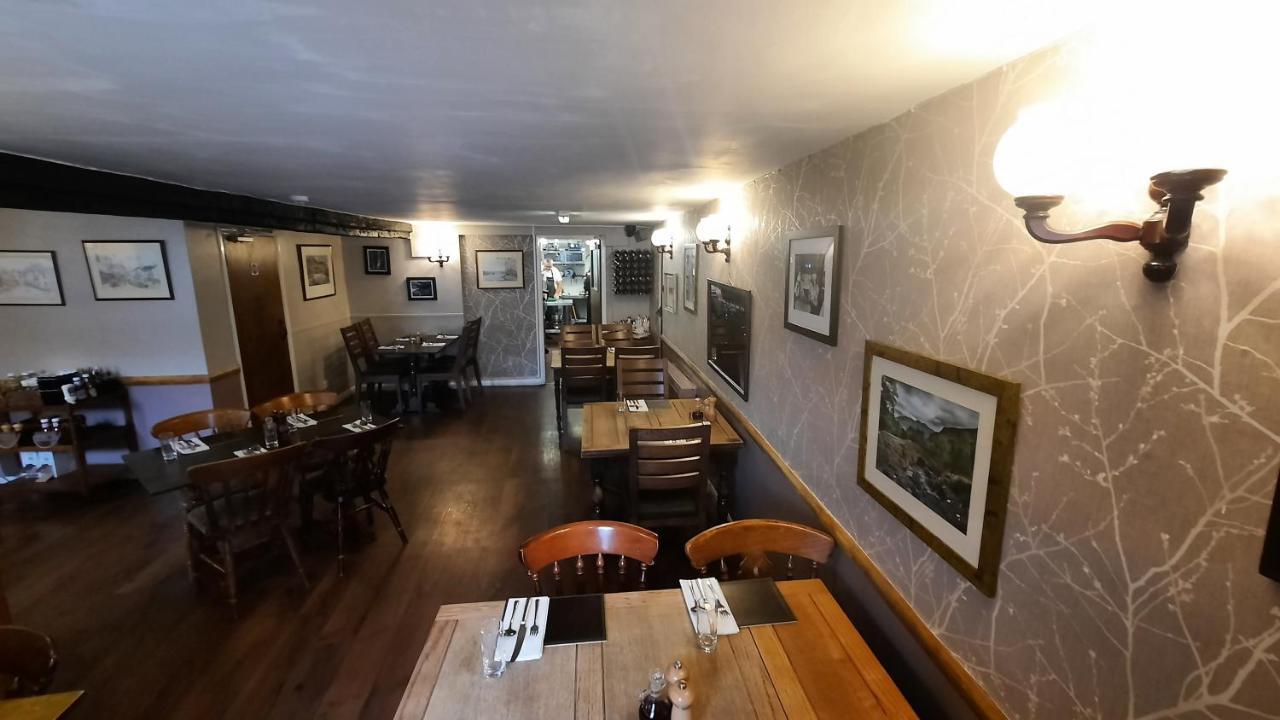 Kings Arms Hotel Хоуксхед Экстерьер фото